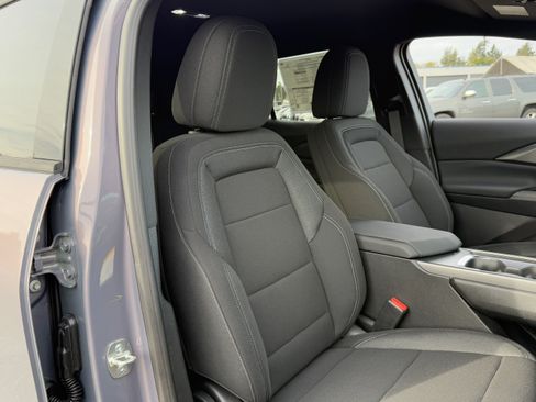 New 2026 Chevrolet Equinox EV LT image 20