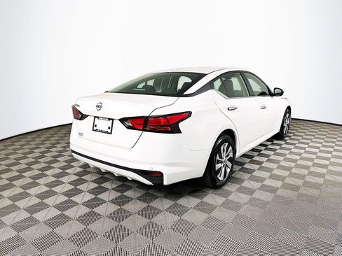 Certified 2025 Nissan Altima 2.5 S FWD image 12