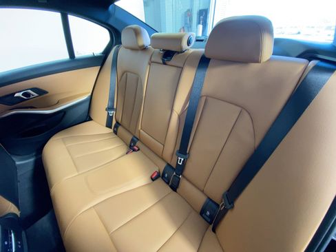 New 2026 BMW 330i Sedan w/ Convenience Package image 28