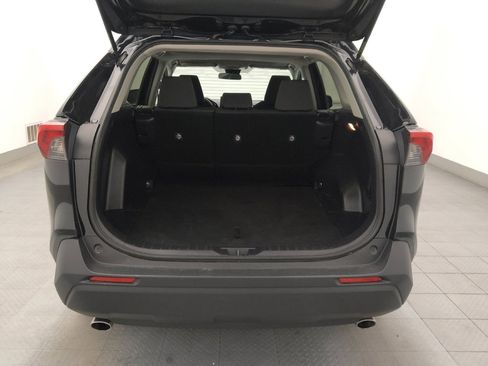 Used 2019 Toyota RAV4 XLE image 29