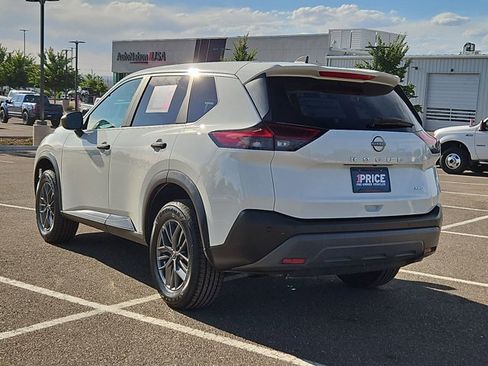 Used 2023 Nissan Rogue S AWD/4WD image 8