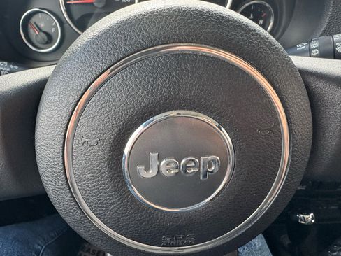 Used 2013 Jeep Wrangler Unlimited Sport w/ Dual Top Group image 19