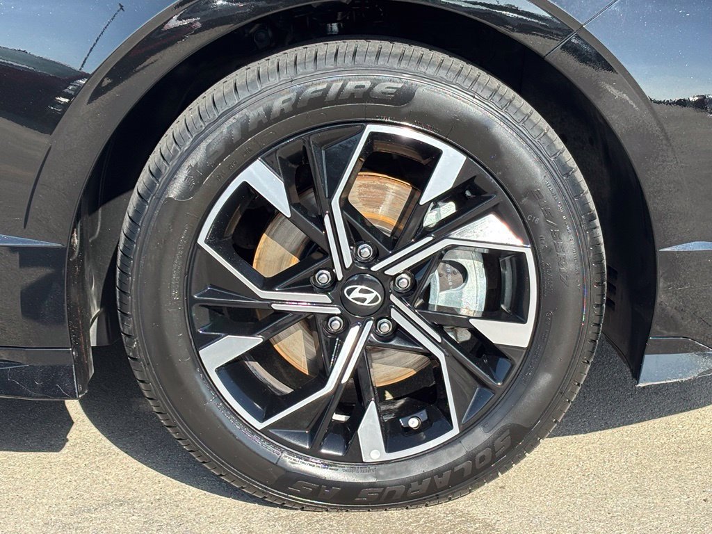 Used 2025 Hyundai Sonata SEL FWD image 25