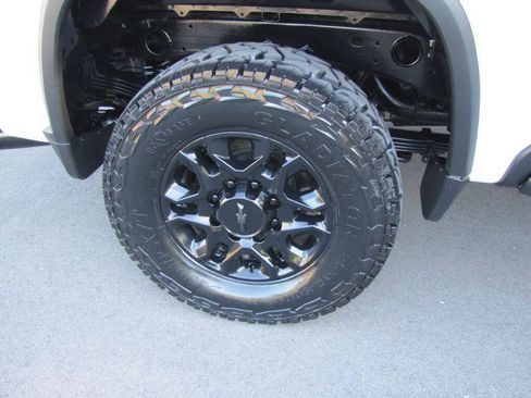 Used 2022 Chevrolet Silverado 2500 LT w/ Fleet Comfort Package AWD/4WD image 27