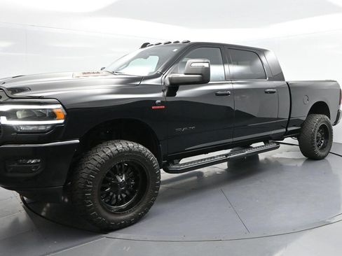 Used 2024 RAM 2500 Laramie w/ Night Edition AWD/4WD image 3