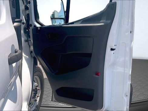 Used 2020 Ford Transit 250 Medium Roof AWD image 24
