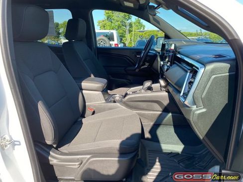 Used 2024 GMC Canyon Elevation w/ Trailering Package AWD/4WD image 6