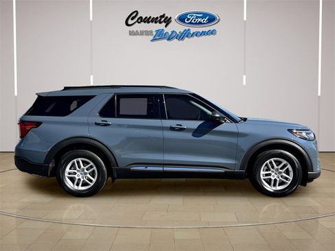 New 2025 Ford Explorer Active w/ Active Comfort Package image 22