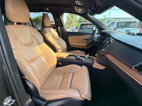 Used 2018 Volvo XC90 T8 Inscription w/ Luxury Package image 20