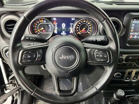 Used 2021 Jeep Wrangler Sport image 13