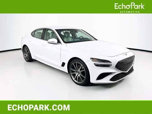 Used 2023 Genesis G70 2.0T image 1
