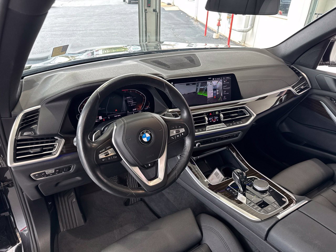 Used 2020 BMW X5 xDrive40i w/ Convenience Package AWD/4WD image 17