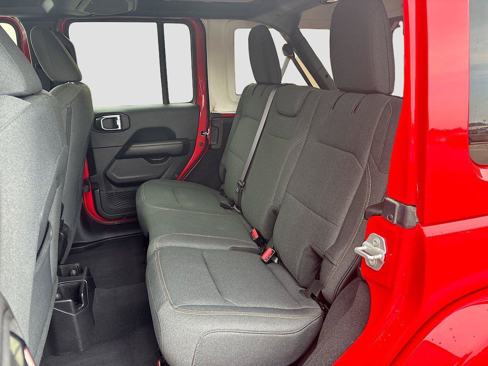 Certified 2025 Jeep Wrangler Unlimited Sahara AWD/4WD image 11