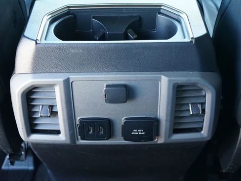 Used 2017 Ford F150 Raptor w/ Equipment Group 802A Luxury image 40