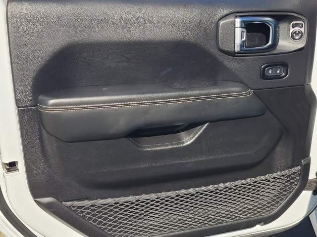 Used 2025 Jeep Gladiator Sport AWD/4WD image 14