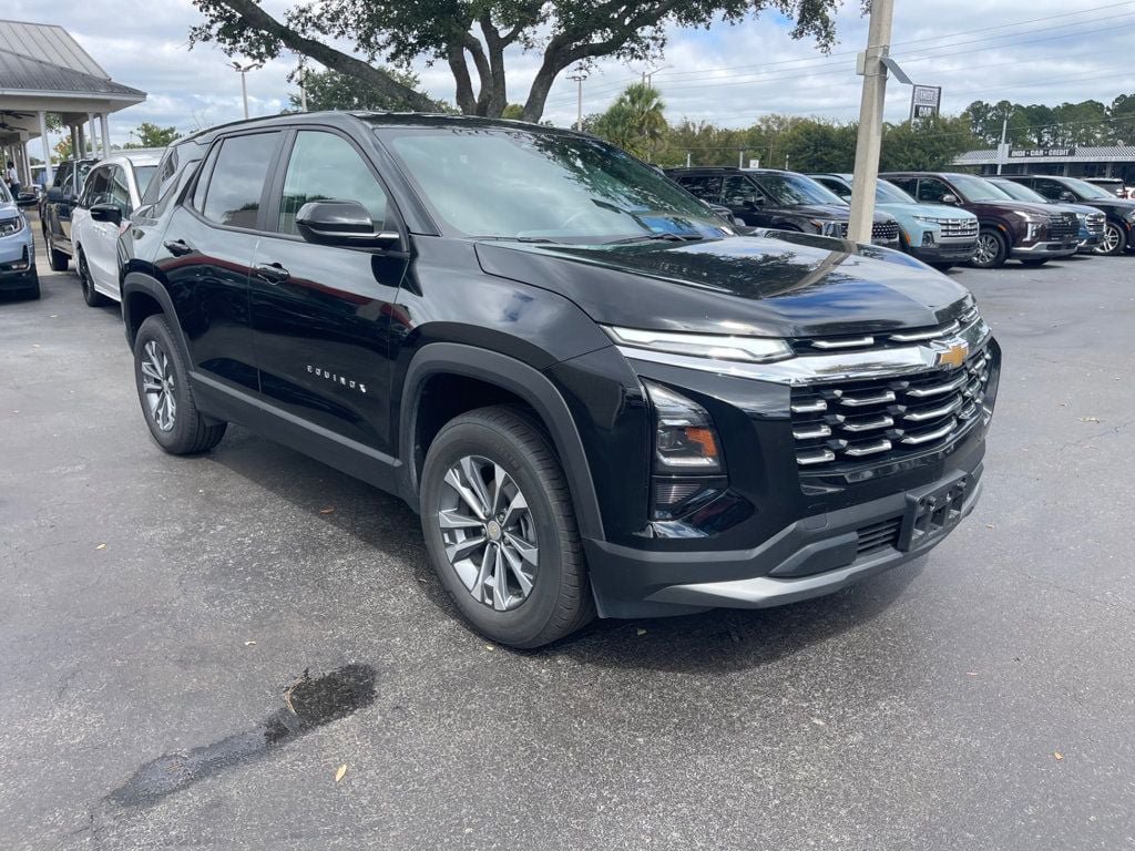 Used 2026 Chevrolet Equinox LT AWD/4WD image 8