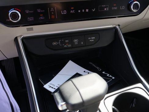 New 2026 Kia Carnival SX FWD image 33