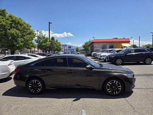 Used 2018 Honda Accord LX image 3