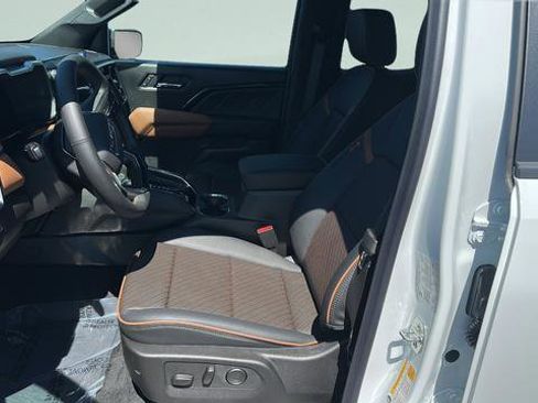 New 2026 GMC Canyon AT4 w/ Technology Plus Package AWD/4WD image 10