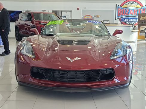 Used 2016 Chevrolet Corvette Z06 w/ 3LZ Preferred Equipment Group image 7