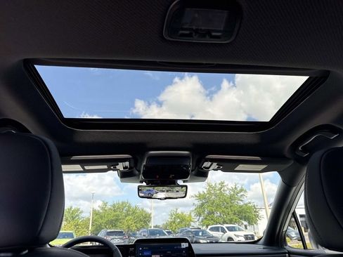 New 2026 Subaru Outback Touring AWD/4WD image 18