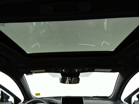 New 2026 Toyota Corolla Cross XLE image 25