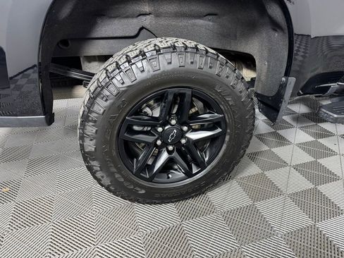 Used 2022 Chevrolet Silverado 1500 LT Trail Boss w/ Bed Protection Package AWD/4WD image 33