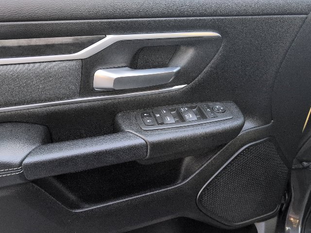 Used 2022 RAM 1500 Big Horn AWD/4WD image 17