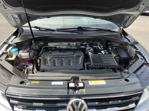 Used 2021 Volkswagen Tiguan SE R-Line image 21