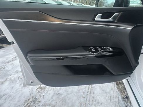 Used 2024 Kia K5 GT image 27