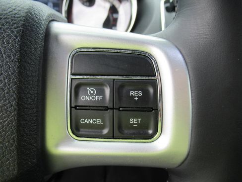 Used 2017 Dodge Grand Caravan GT image 21