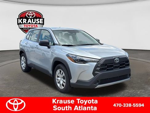 Used 2026 Toyota Corolla Cross L FWD image 3