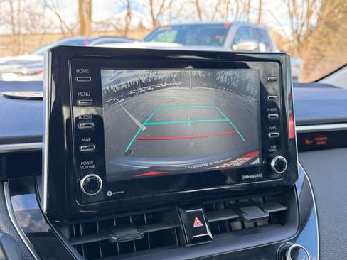 Used 2021 Toyota Corolla LE image 20