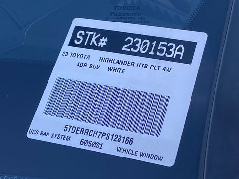 Used 2023 Toyota Highlander Platinum image 34