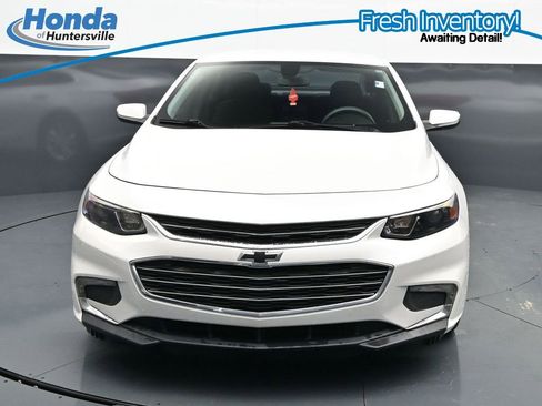 Used 2016 Chevrolet Malibu LT FWD image 3