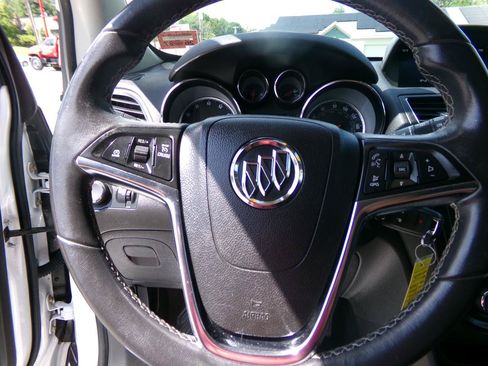 Used 2016 Buick Encore FWD image 10