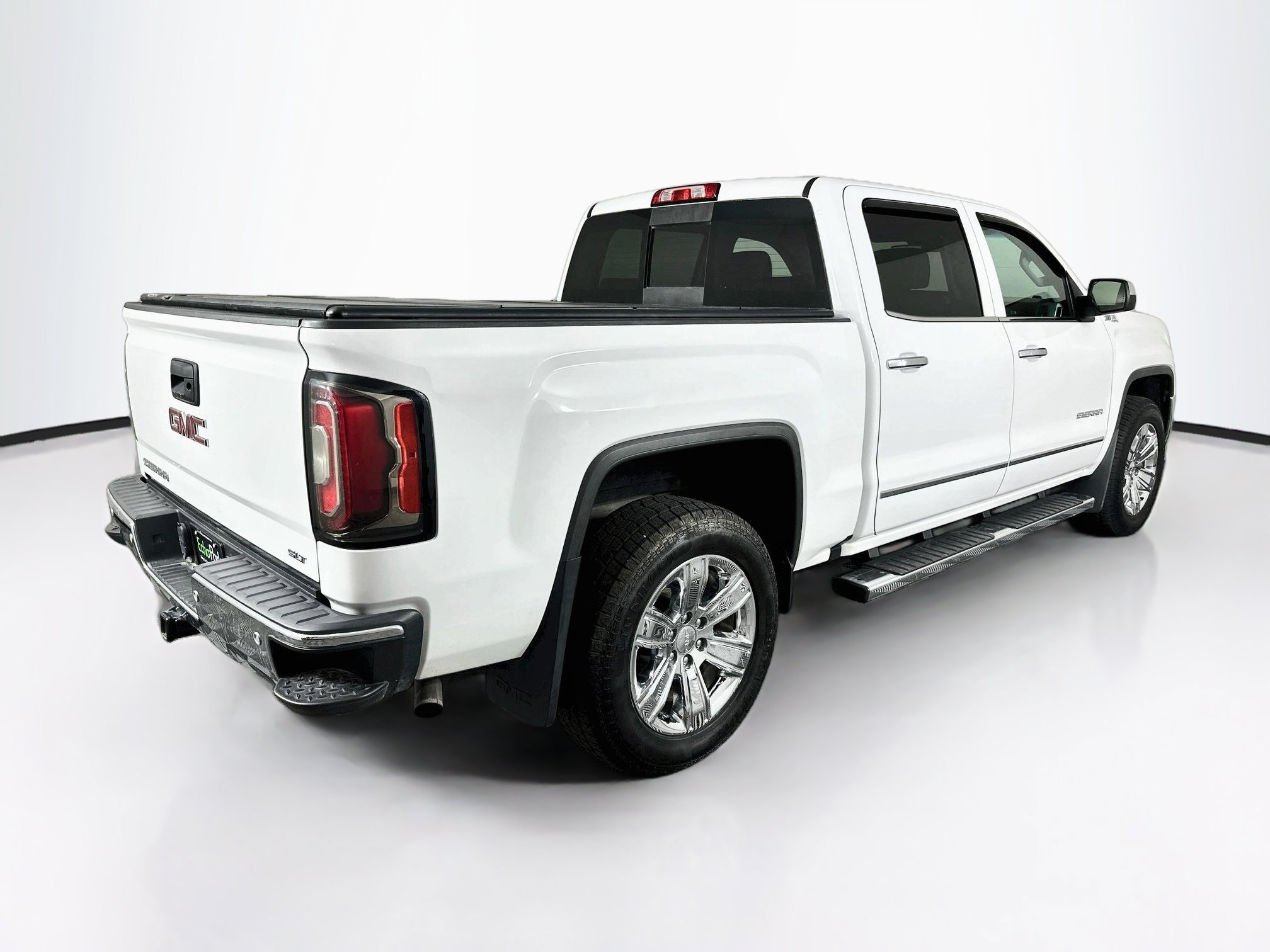 Used 2018 GMC Sierra 1500 SLT AWD/4WD image 9