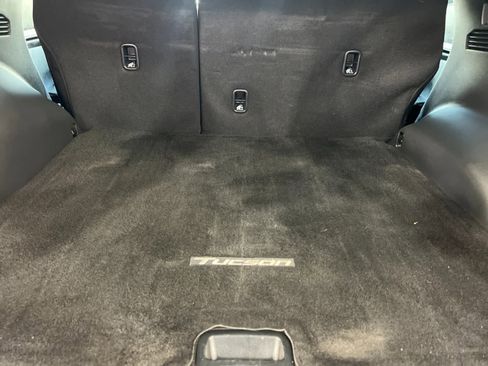 Used 2023 Hyundai Tucson Blue image 15