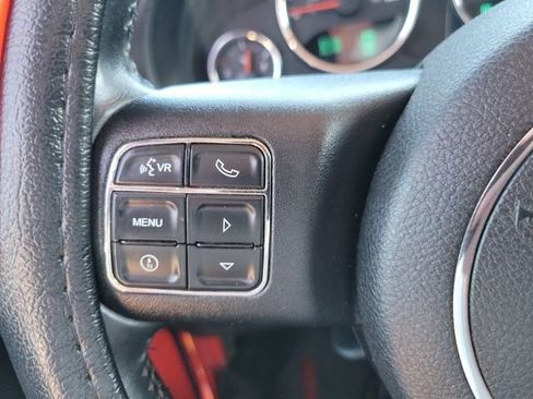 Used 2013 Jeep Wrangler Unlimited Sport AWD/4WD image 15