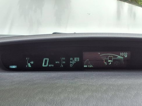 Used 2015 Toyota Prius Two FWD image 14