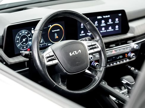 Used 2024 Kia Telluride SX Prestige AWD/4WD image 9
