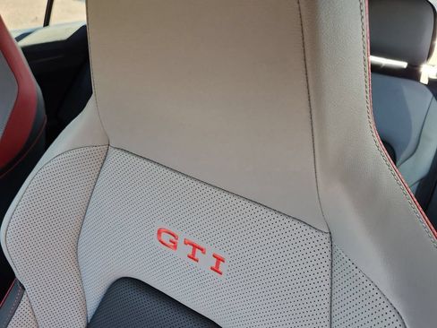 New 2026 Volkswagen GTI SE FWD image 5