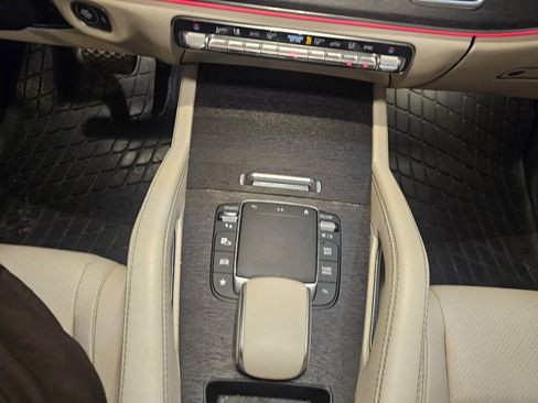 Used 2022 Mercedes-Benz GLE 350 4MATIC image 25