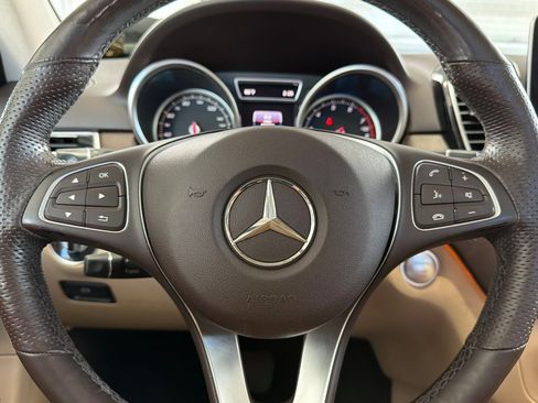 Used 2018 Mercedes-Benz GLE 350 4MATIC image 28