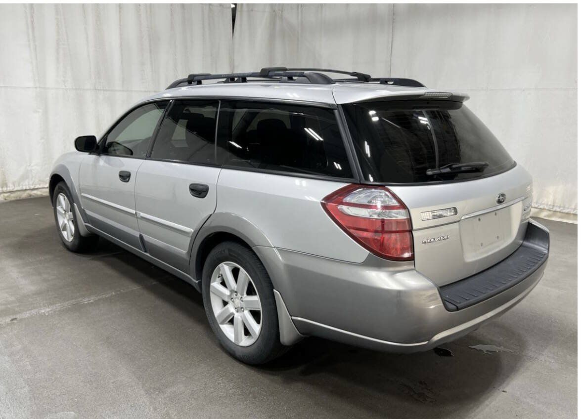 Used 2007 Subaru Outback 2.5i AWD/4WD image 2