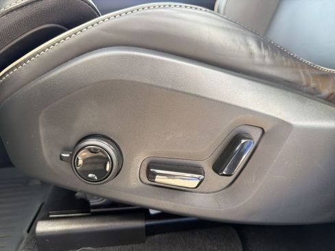 Used 2024 Volvo XC60 T8 Polestar w/ Protection Package Premier image 94