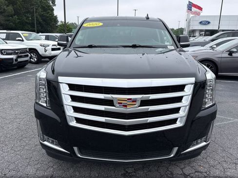 Used 2020 Cadillac Escalade Luxury AWD/4WD image 2
