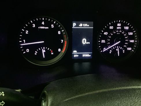 Used 2019 Hyundai Tucson Ultimate w/ Cargo Package AWD/4WD image 17