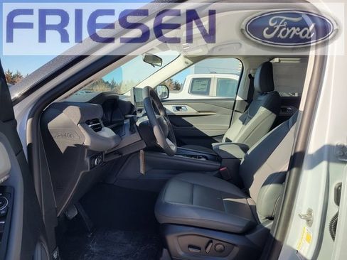 New 2026 Ford Explorer Active w/ Active Comfort Package image 12