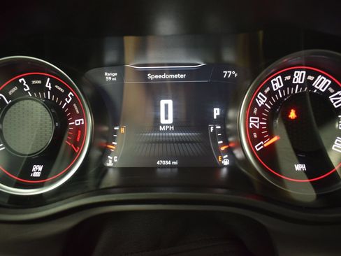 Used 2023 Dodge Challenger SXT RWD image 18
